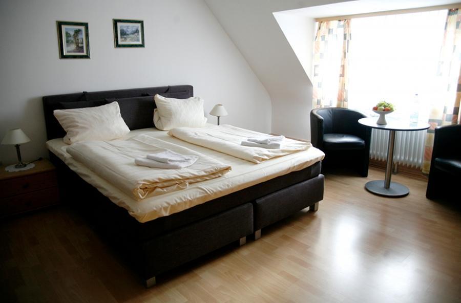 Hotel Am Markt Kleinblittersdorf Eksteriør billede